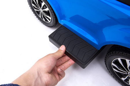 Jeździk z prowadnikiem VOLKSWAGEN T-ROCK - CZERWONY + rejestracja