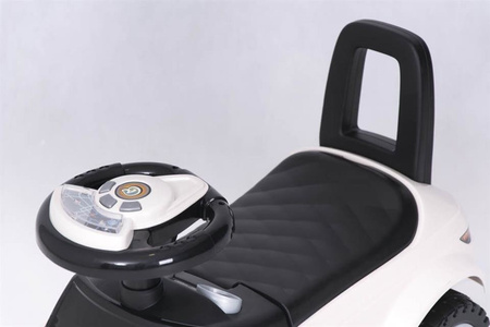 Jeździk dziecięcy samochodzik - BIAŁY