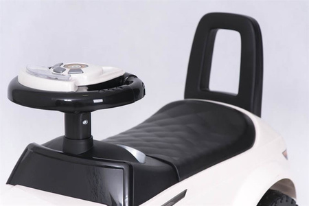 Jeździk dziecięcy samochodzik - BIAŁY