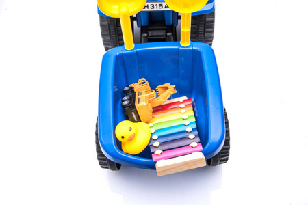 Jeździk / traktor z przyczepą - NEW HOLLAND - ŻÓŁTY + rejestracja