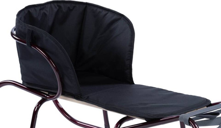 Czarny materacyk na sanki