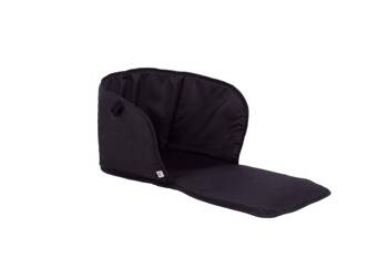 Czarny materacyk na sanki